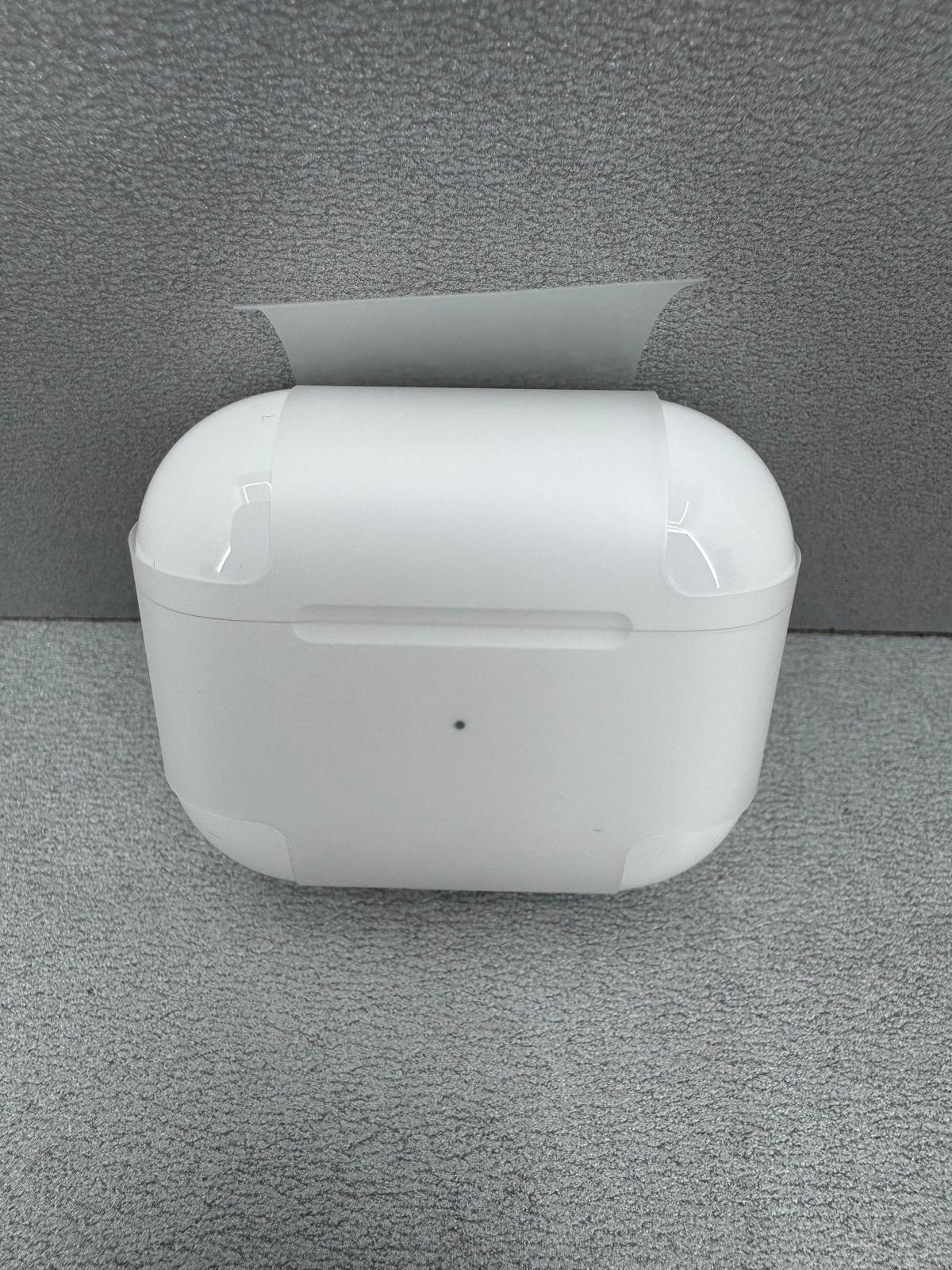 Apple 2021 AirPods (terza generazione) con custodia di ricarica Lightning, Ricondizionato Grado A - immagine 7